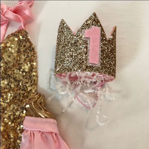 Baby pink and gold romper - Picture 3 of 5